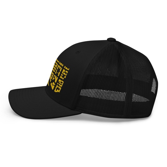 Black and Gold Hat with Bold Design “L’Eixample” main image 8